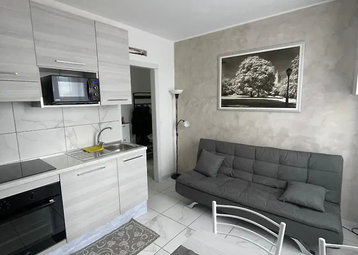 Montenero Apartment Milan